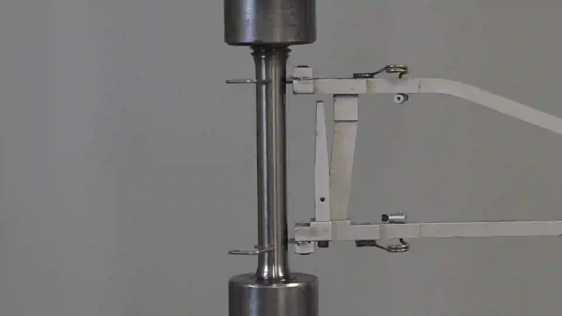 Laboratoire essais mécaniques CRITT-MI